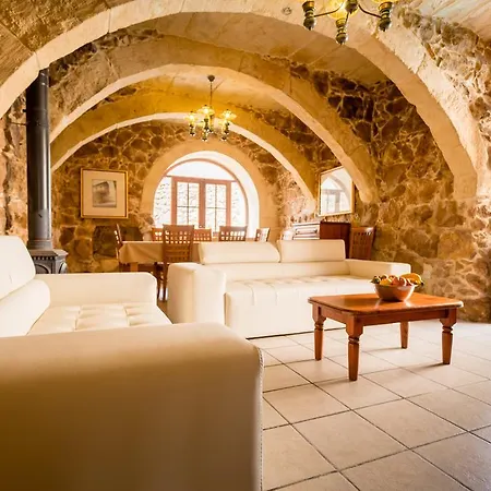 Ta'filomena Holiday home